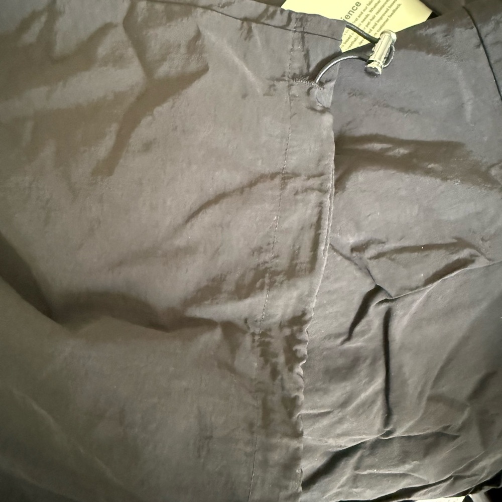 HALARA Black Parachute Pants with Snap Pockets and Pull Strings. - Picture 5 of 6